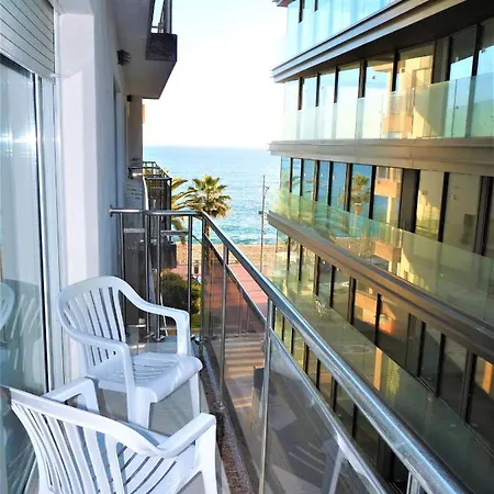 热带公寓 * 滨海略雷特